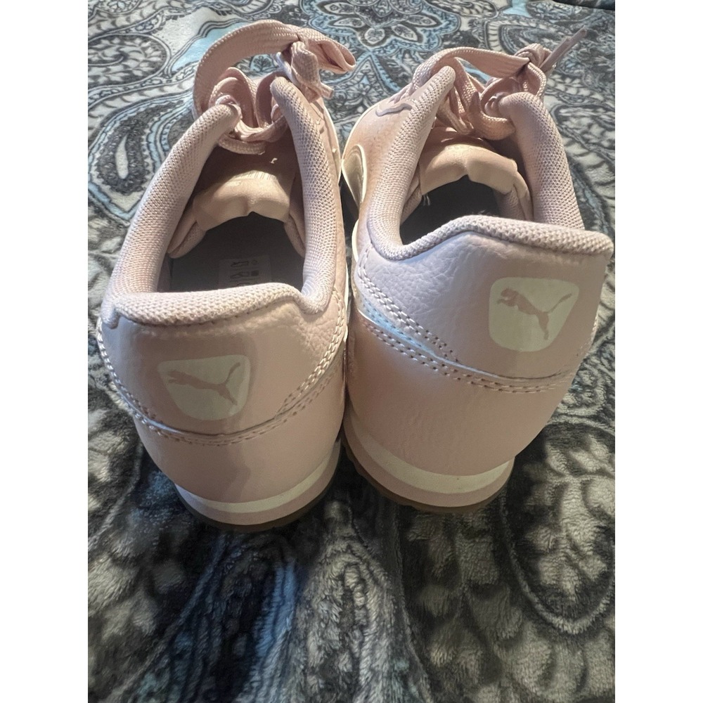 Puma Women's Blush Pink Lace-Up Sneakers Size 8 - Picture 2 of 5